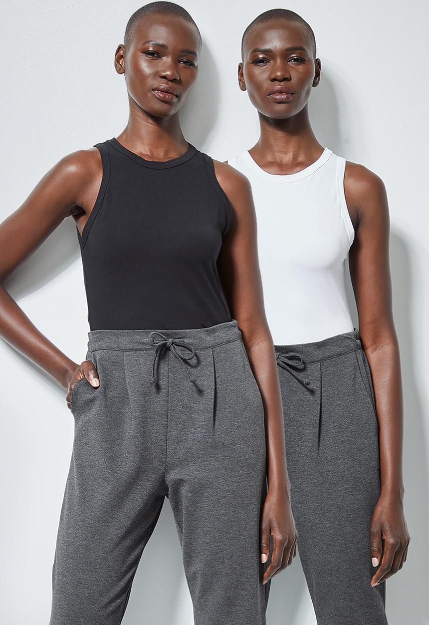 Superbalist - 2 Pack fitted vest - black & white