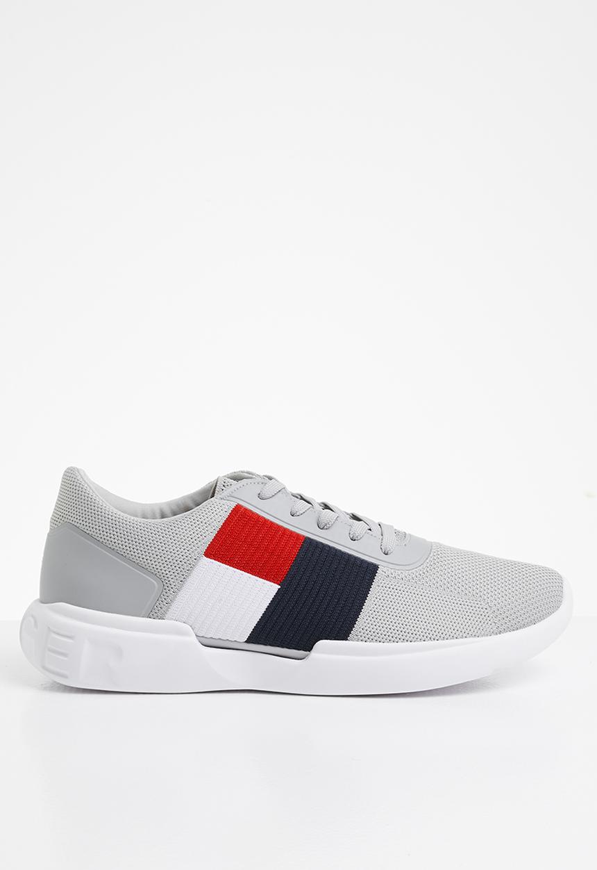 Tommy Hilfiger - Lightweight runner flag knit sneaker - grey