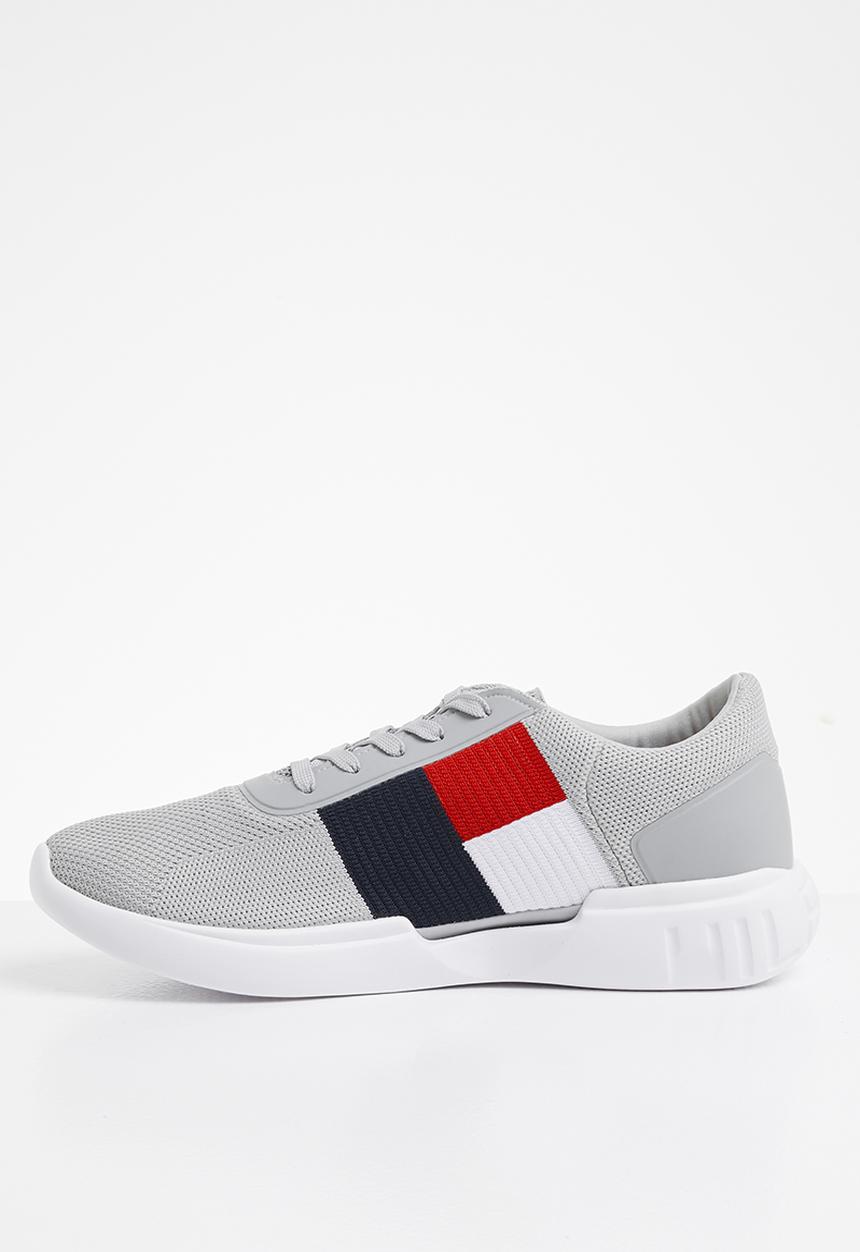 Tommy Hilfiger - Lightweight runner flag knit sneaker - grey