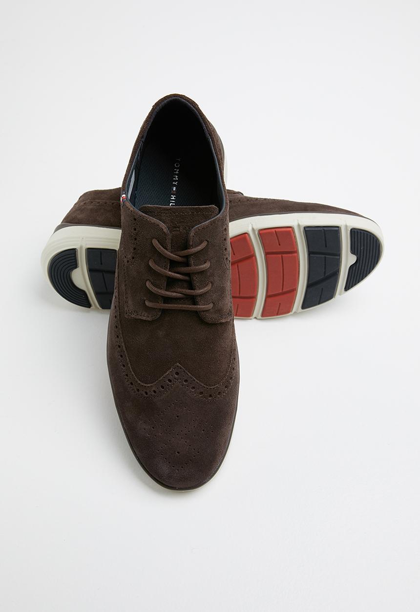 Tommy Hilfiger - Lightweight city suede shoe - coffee bean