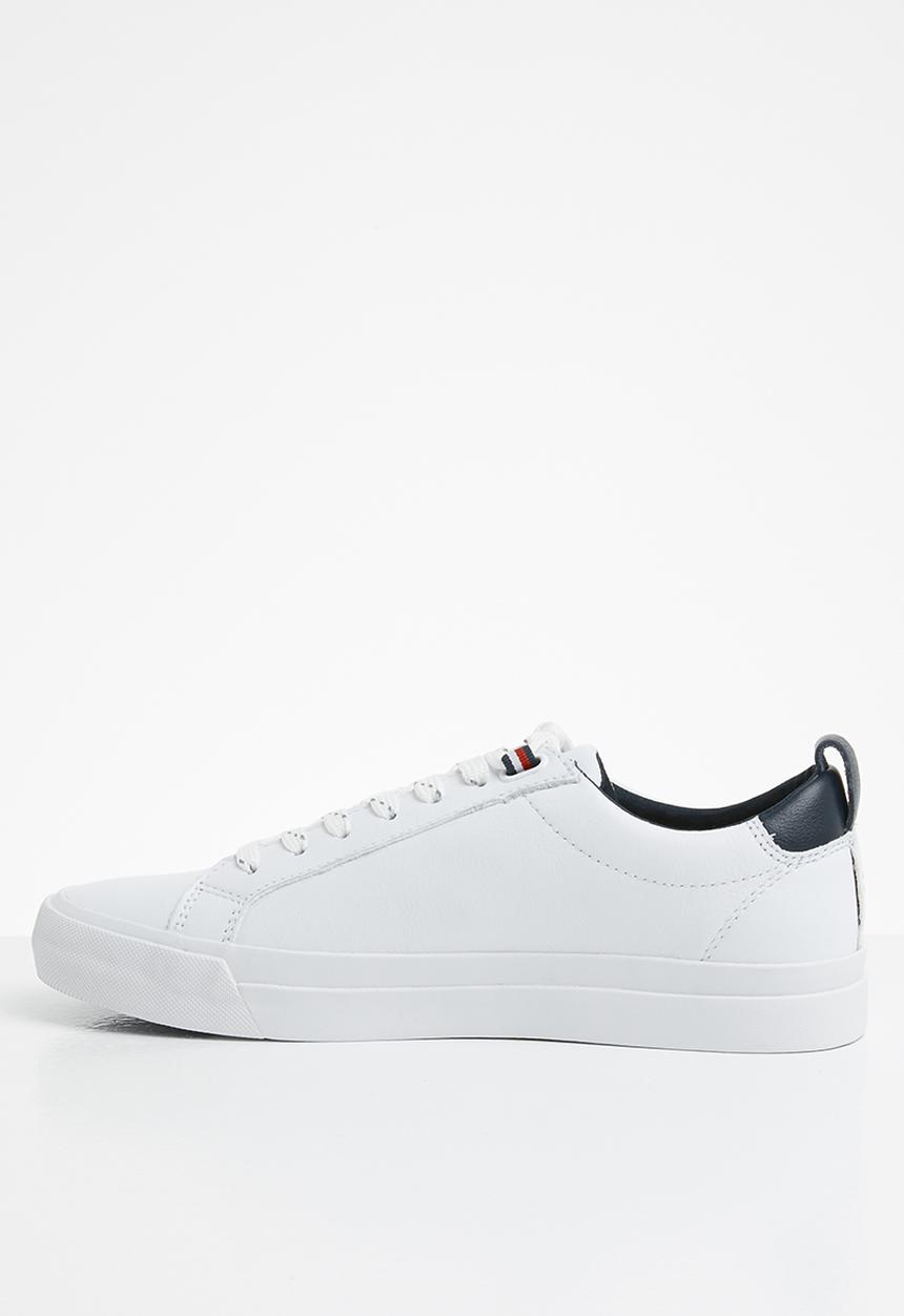 Tommy Hilfiger - Flag detail leather sneaker - white