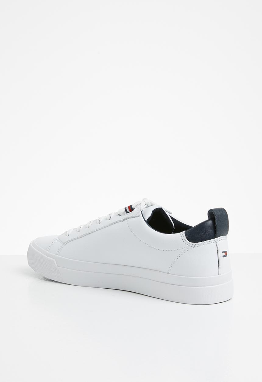 Tommy Hilfiger - Flag detail leather sneaker - white