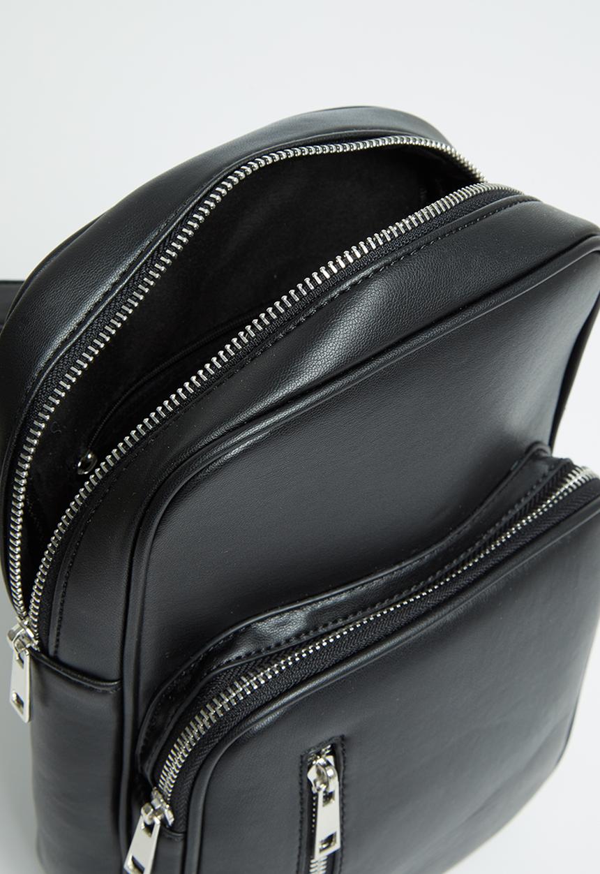 Superbalist - Tshego crossbody bag - black