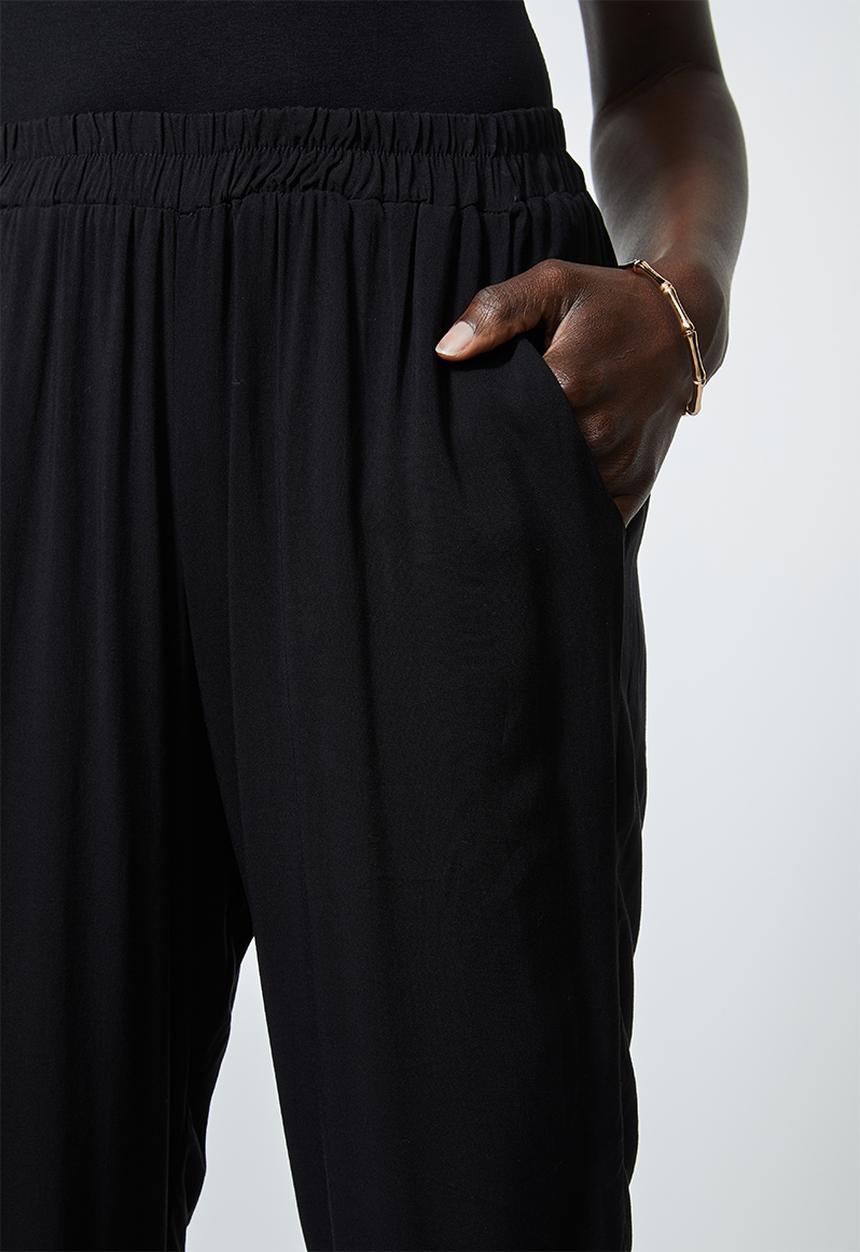 Superbalist - Easy pull on pants - black