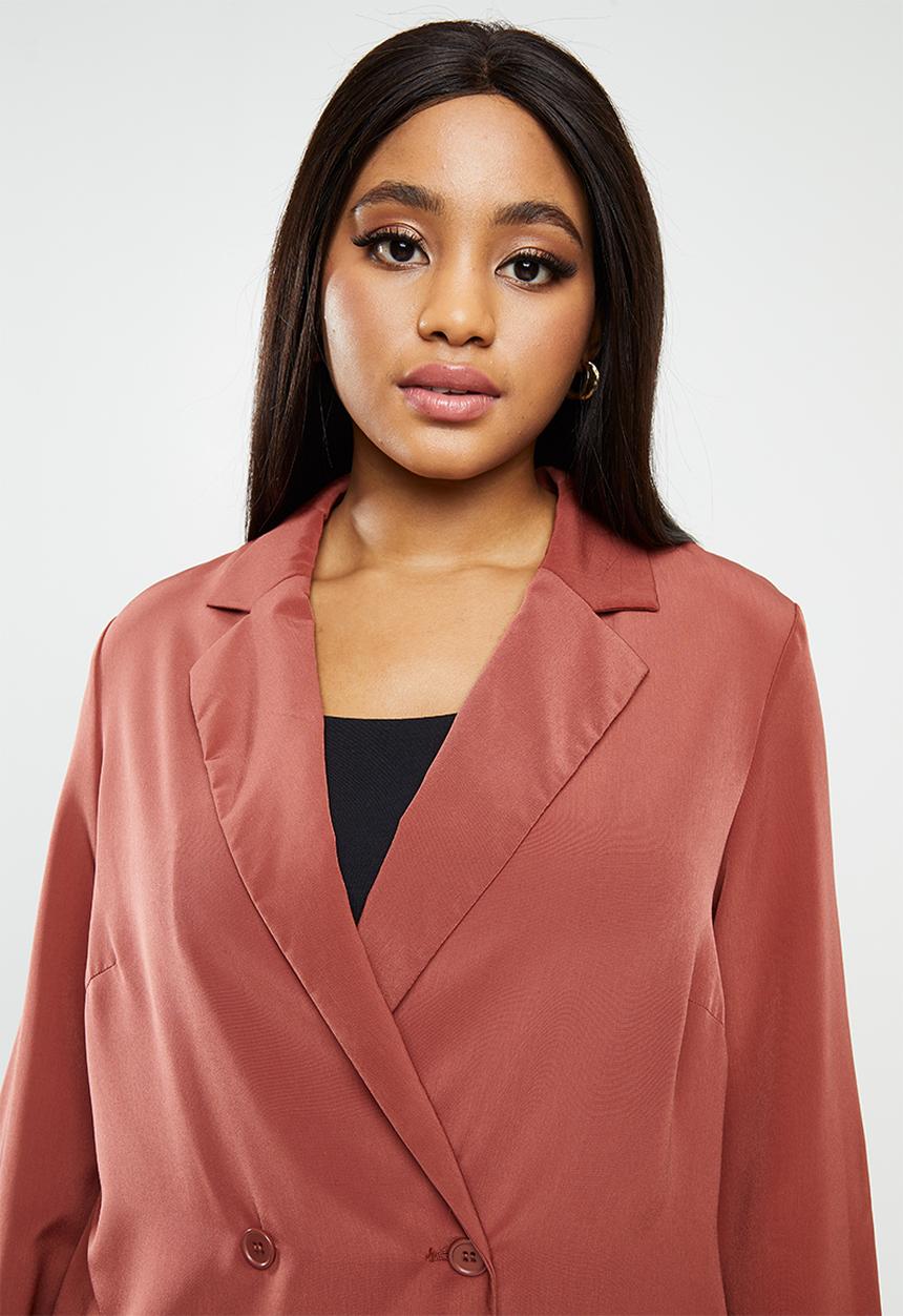 Vero Moda - Plus Lia long blazer - rust 