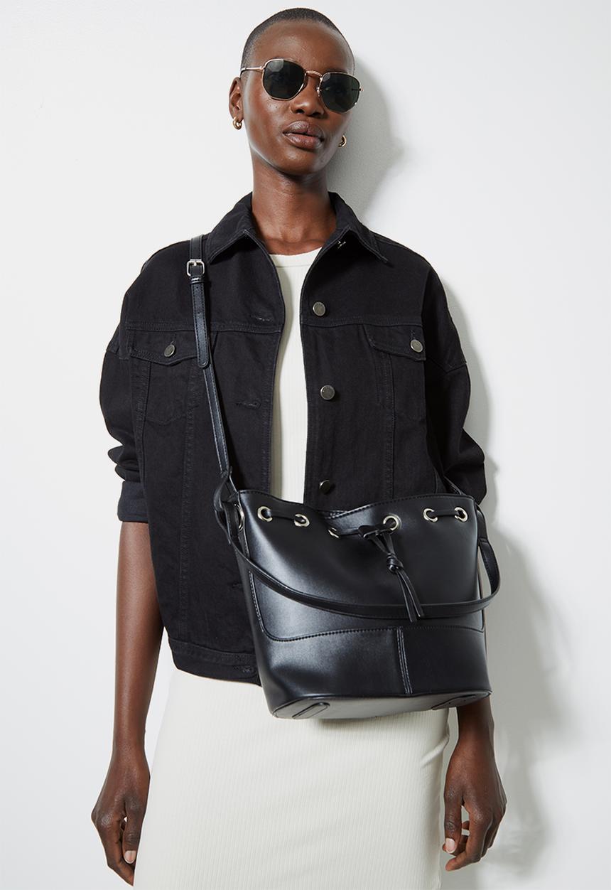 Superbalist - Freya bucket bag - black