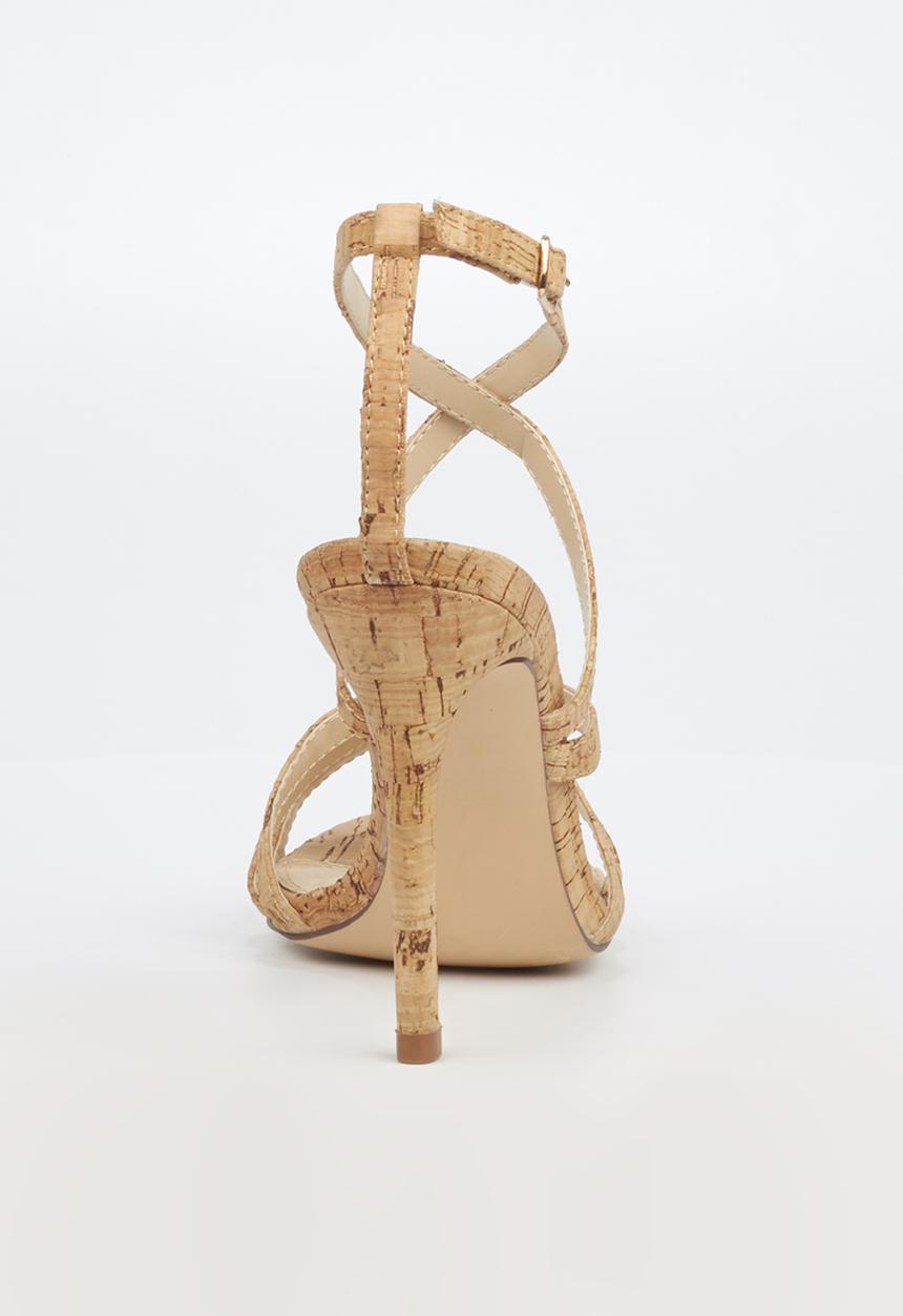 Miss Black - Echo heel - beige