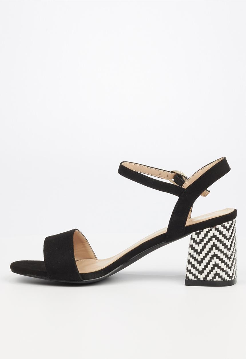 Butterfly Feet - Nicolsen heel - black