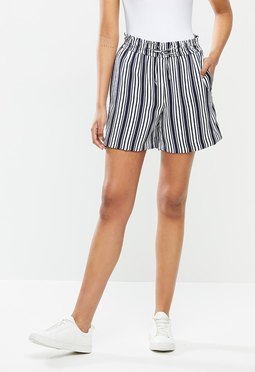 ONLY - Piper-ann mid waist stripe shorts - navy & white