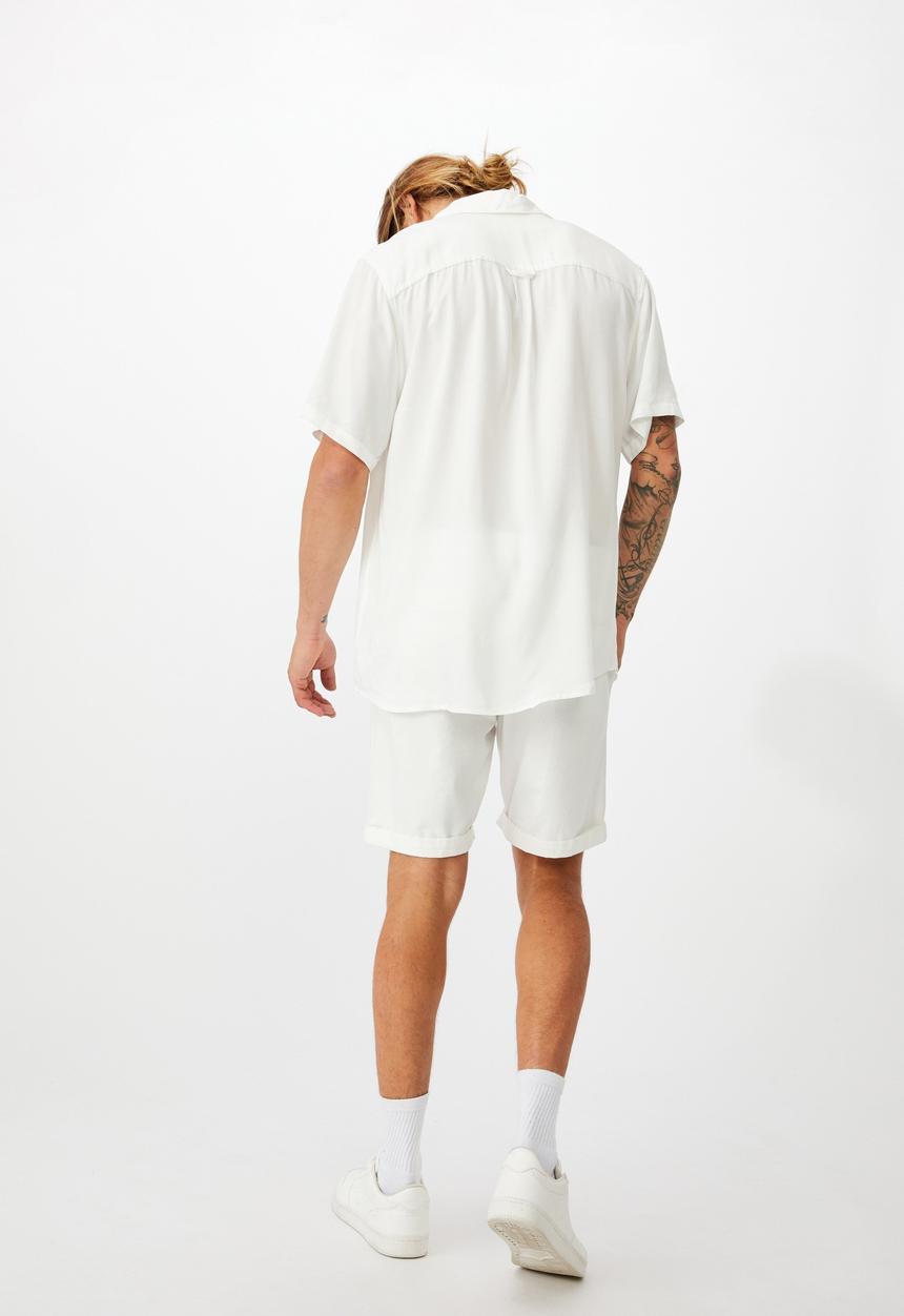 Cotton On - Washed chino short - white