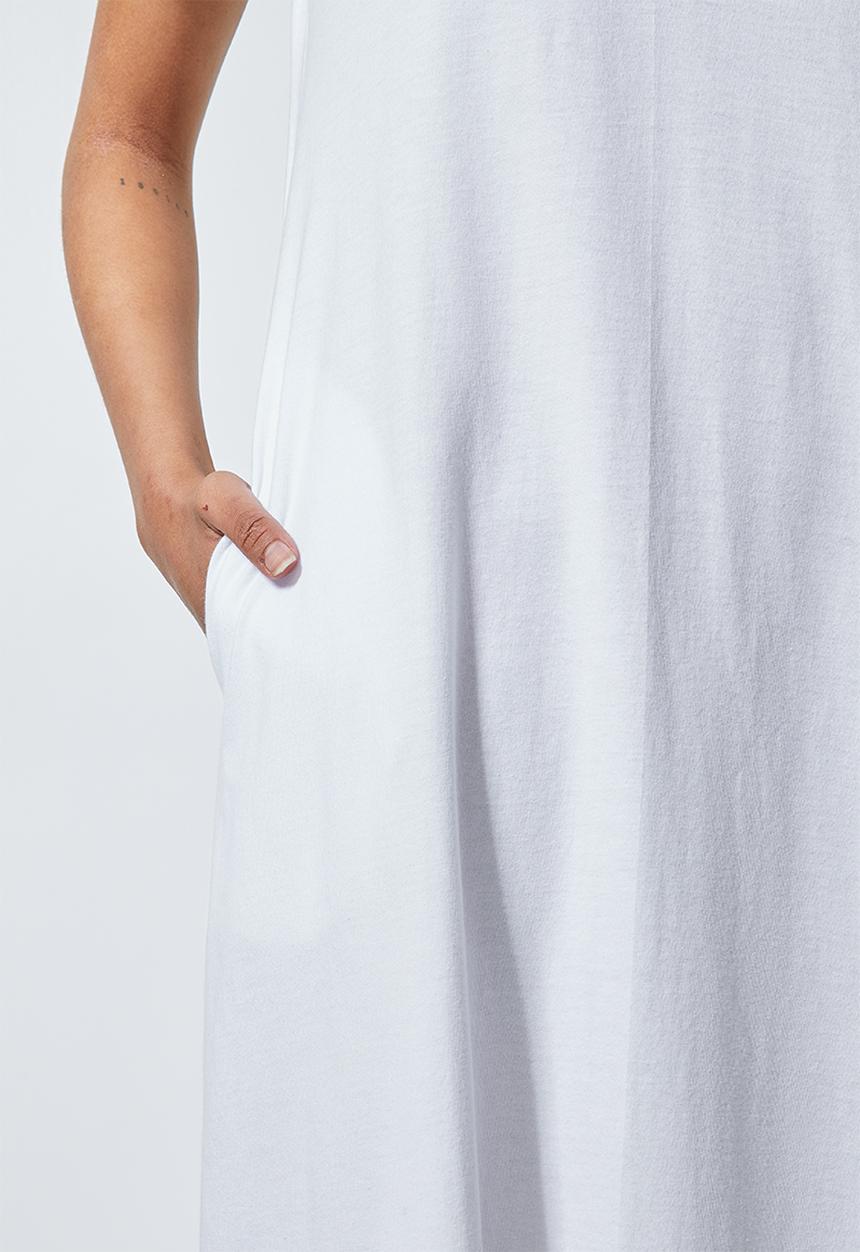 Superbalist - Trapeze pocket detail dress - white