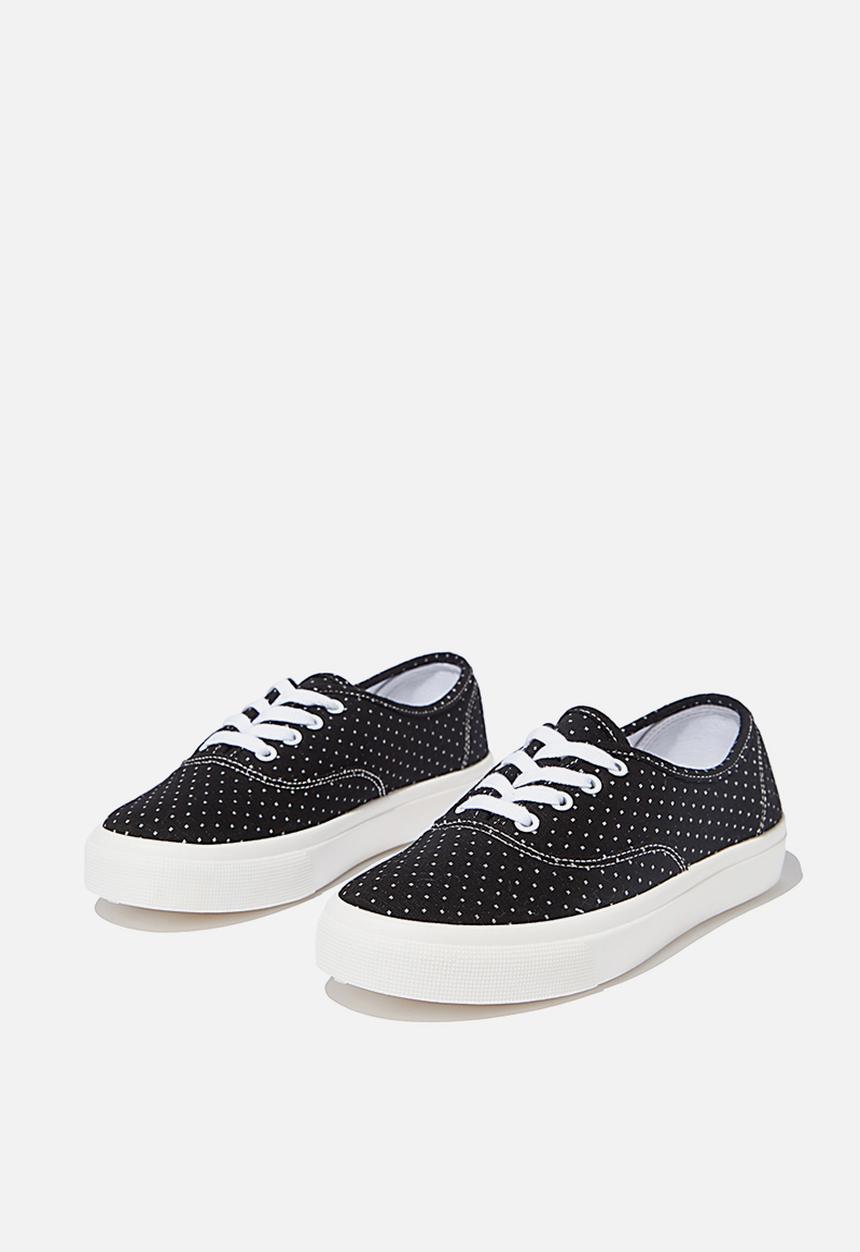 Cotton On - Jamie lace up plimsoll - black polka dot