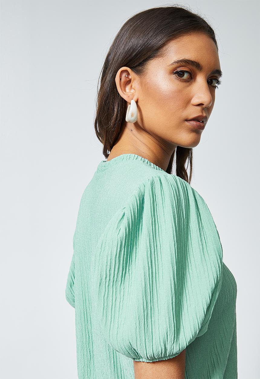 Superbalist - Texture knit puff sleeve top - green