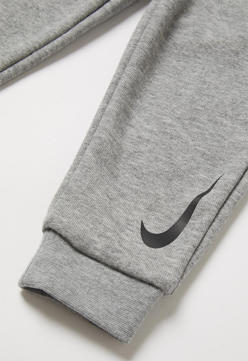 Nike - Nike boys short sleeve tee pant set - black & grey