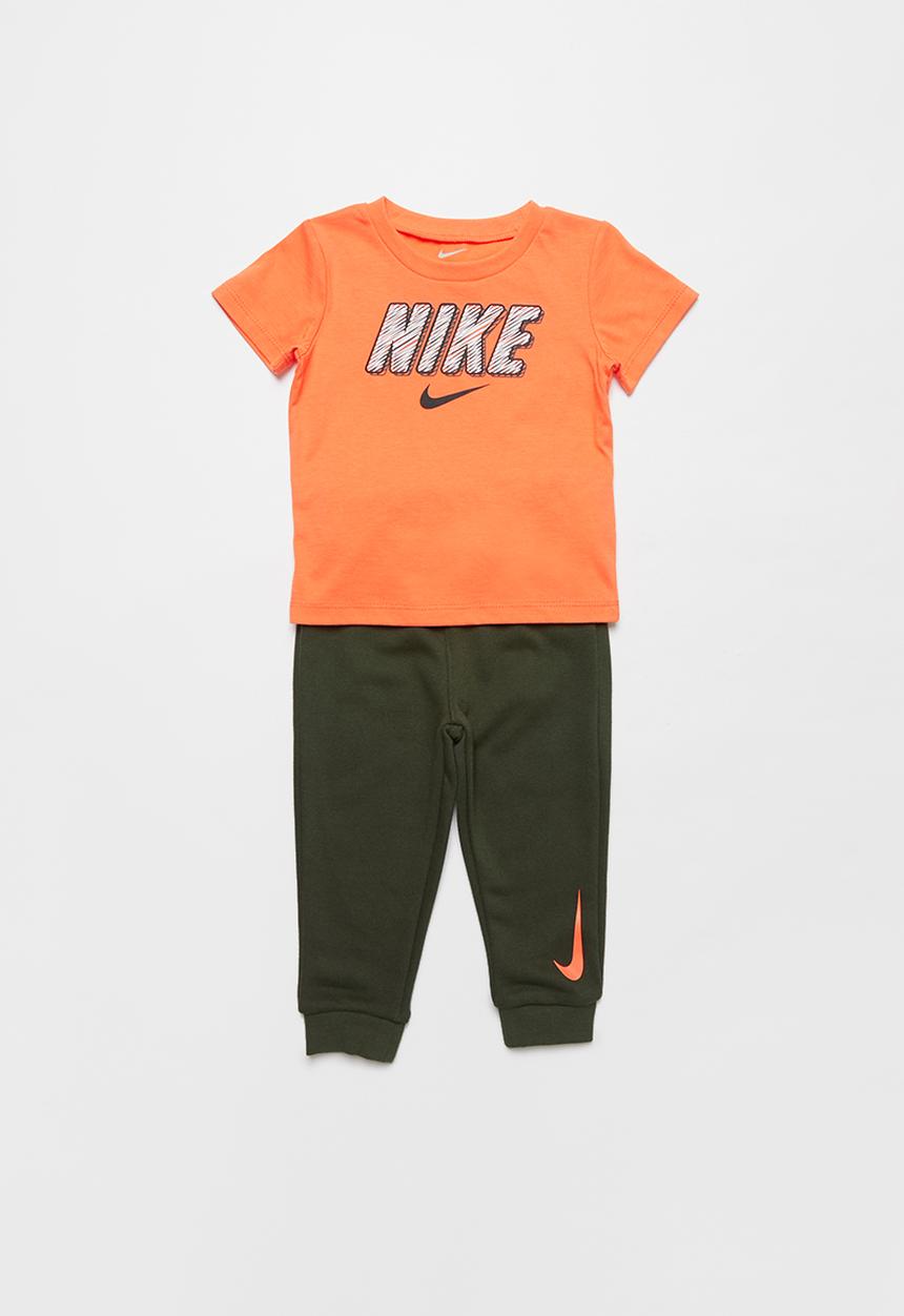 Nike - Nike boys short sleeve tee pant set - cargo khaki