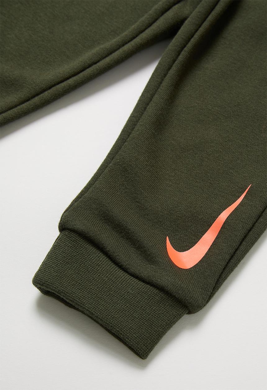 Nike - Nike boys short sleeve tee pant set - cargo khaki