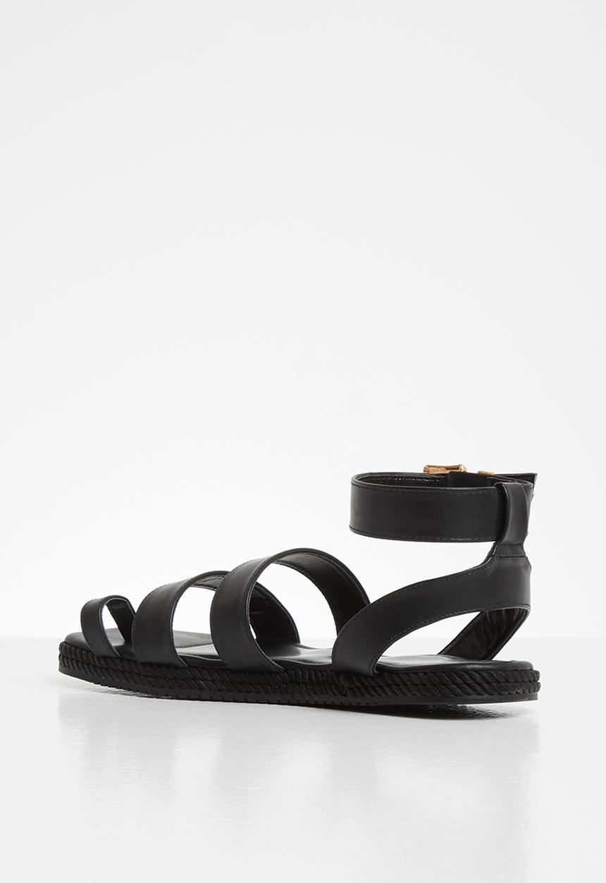 Plum - Sanna sandal - black