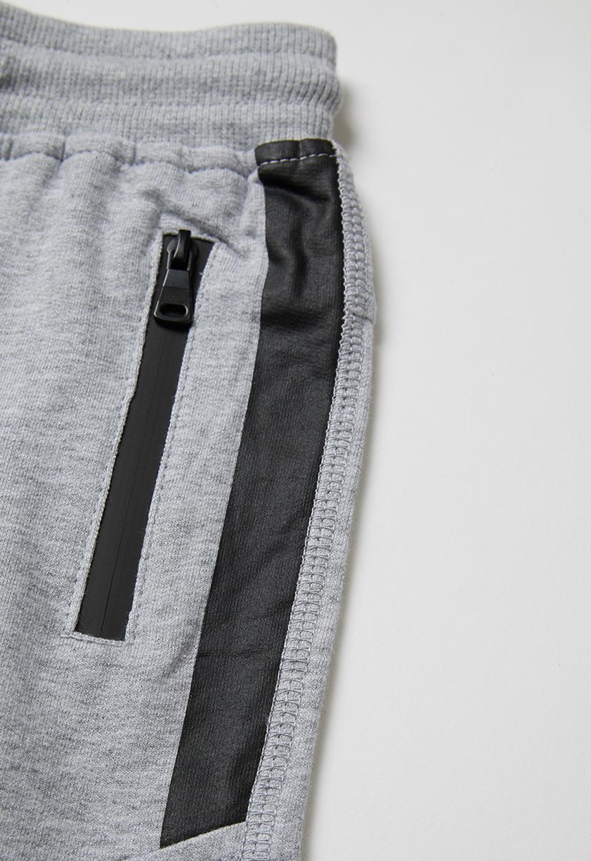 Pop Candy - Boys styled sweatshorts - grey1