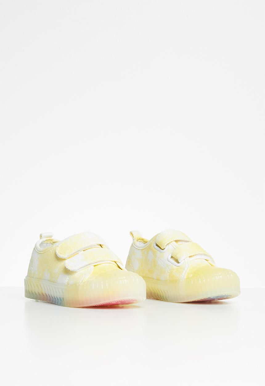 Pop Candy - Girls strap sneaker - yellow & white
