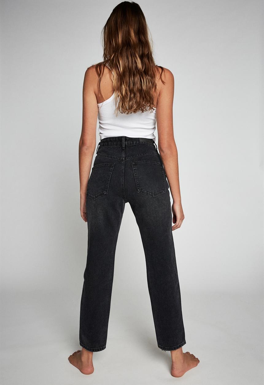 Cotton On - Mom jean - stonewash black