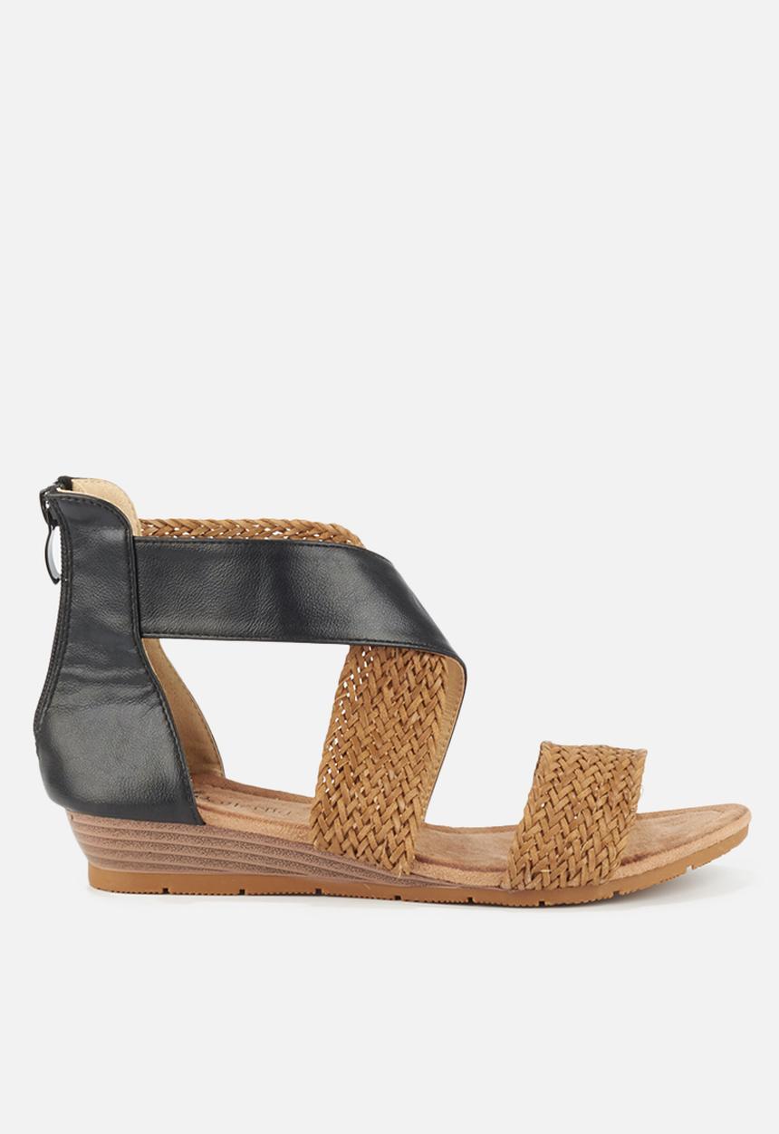 Butterfly Feet - Biguil sandal - black