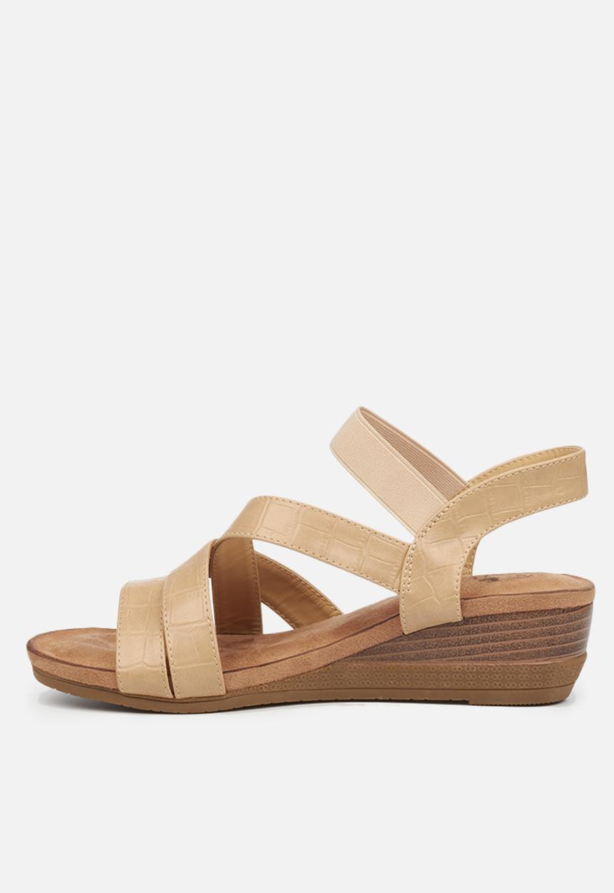 Butterfly Feet - Cameroon wedge - beige