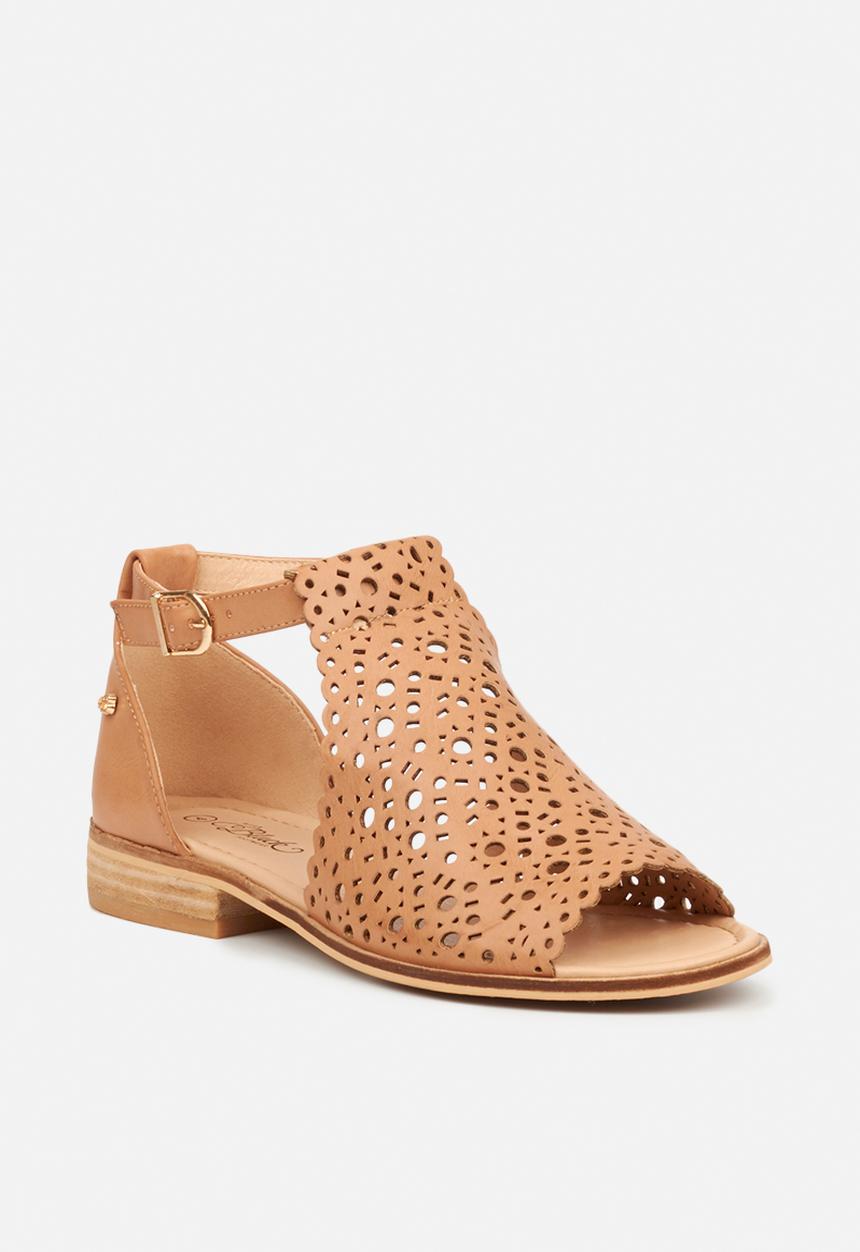 Miss Black - Kerry peep toe - nude