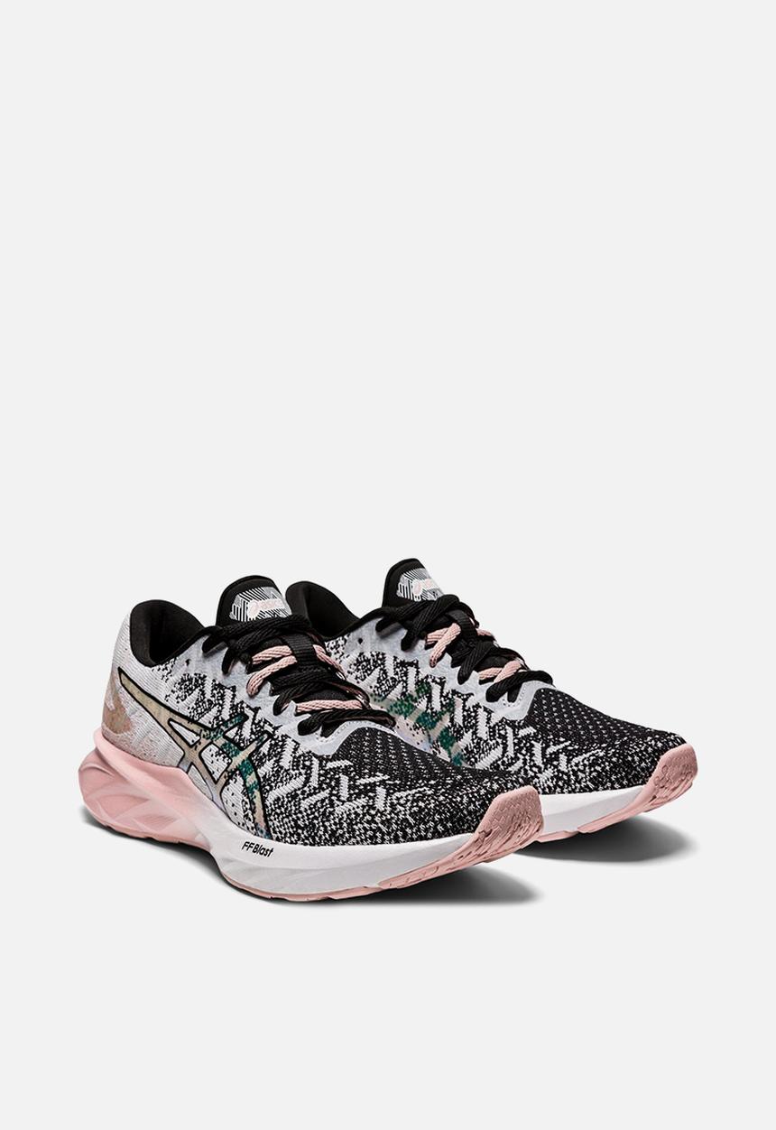 ASICS - Dynablast the new strong - white/ginger peach - new strong