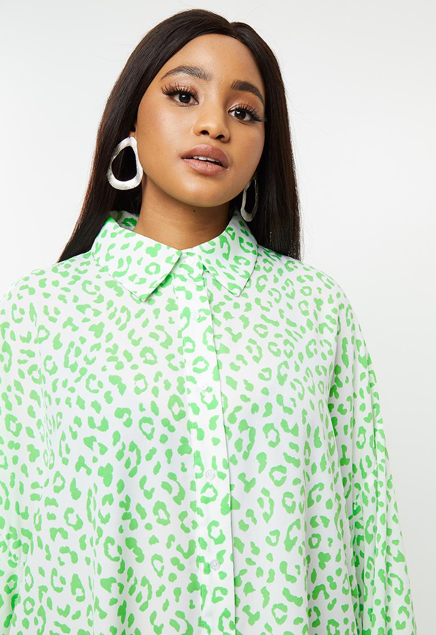 Glamorous - Plus size leopard shirt dress - green & white