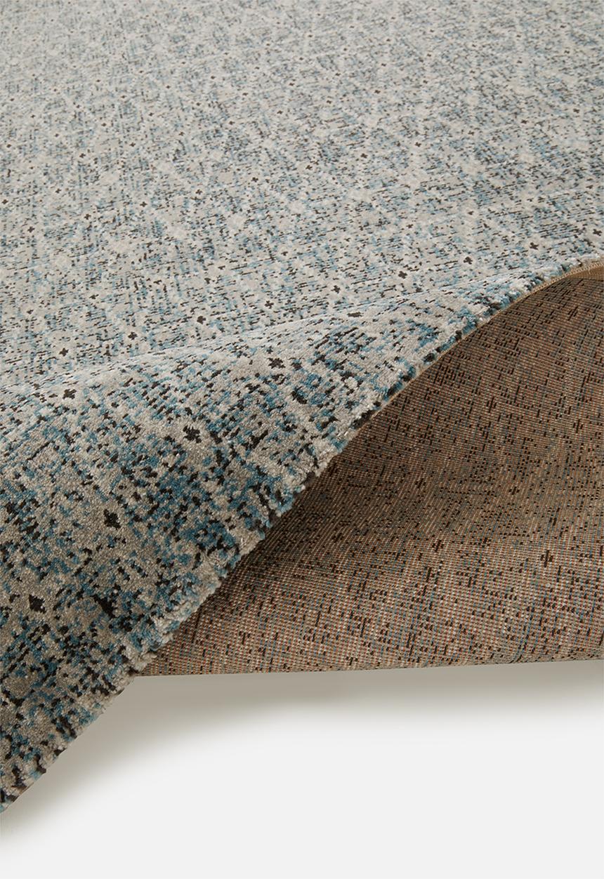 Sixth Floor - Antique trend rug - triangular design