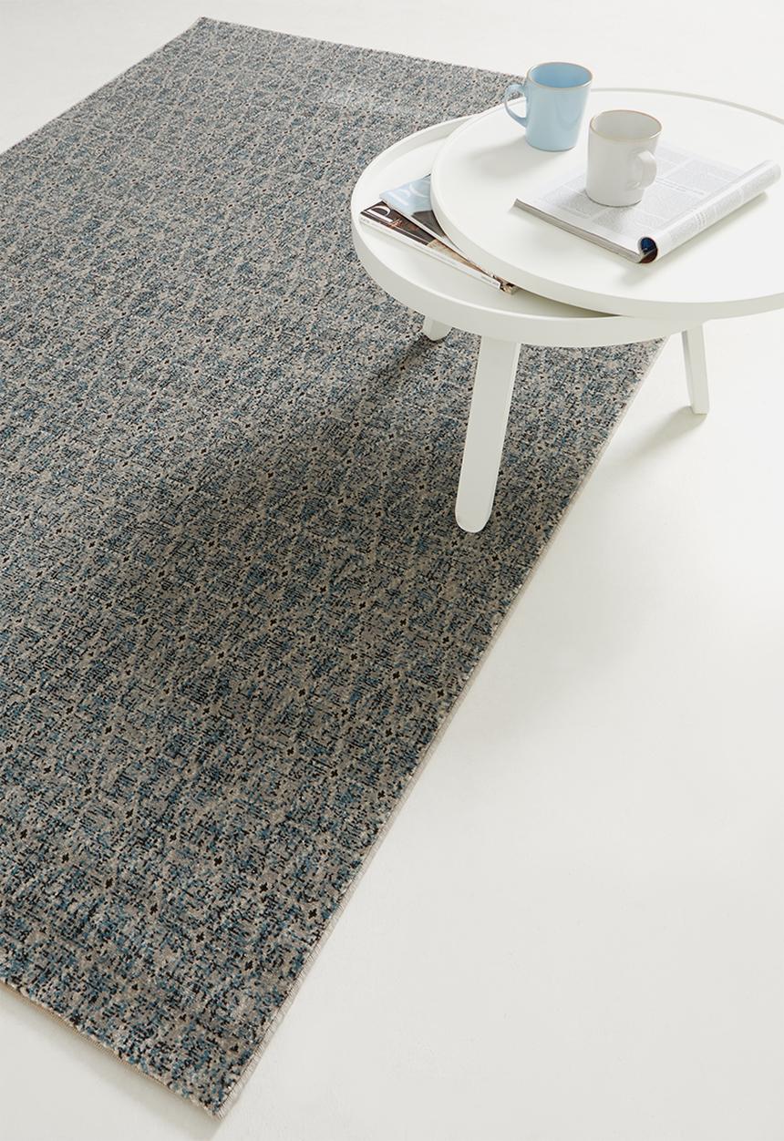 Sixth Floor - Antique trend rug - triangular design