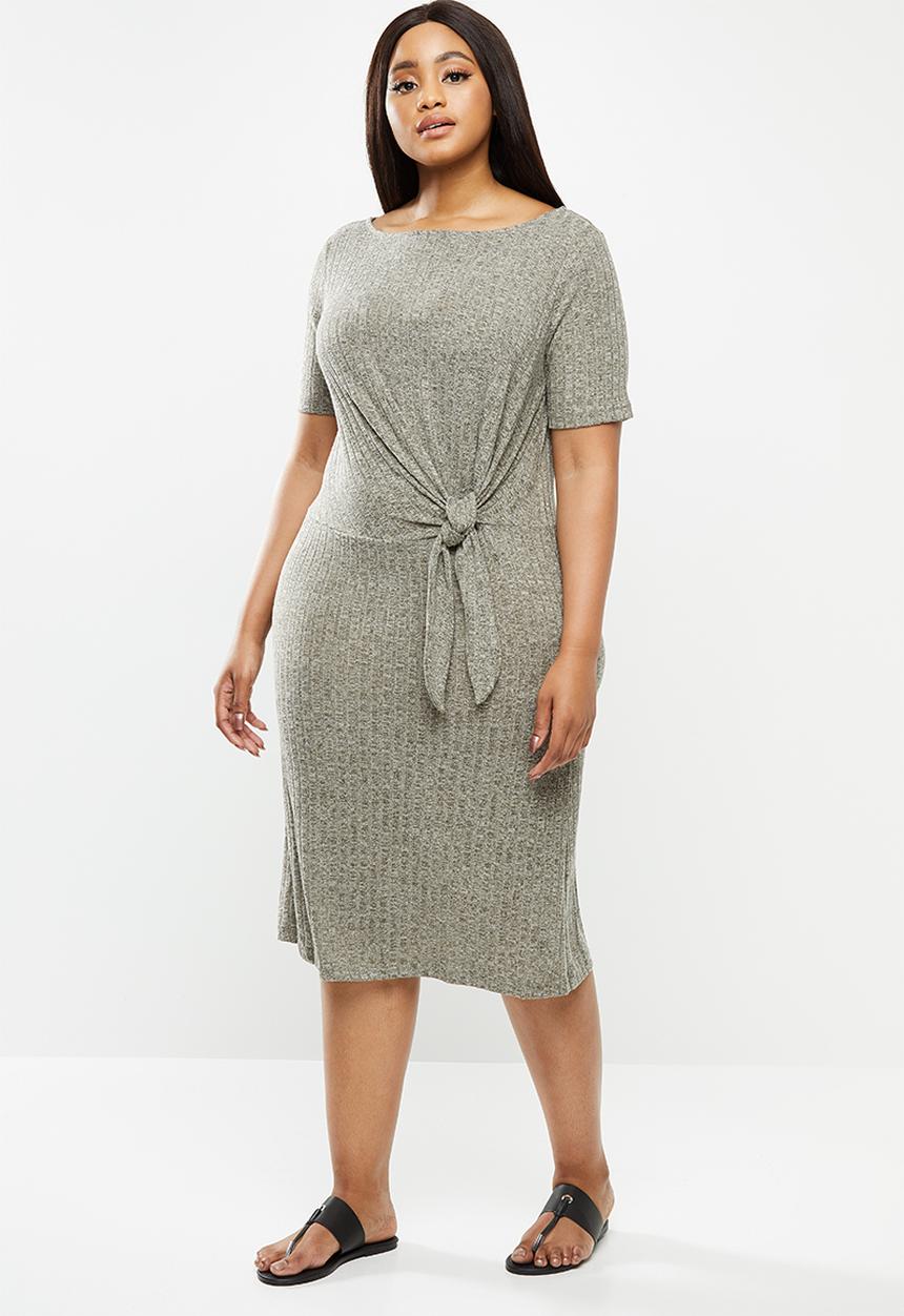 Carmakoma - Lorine short sleeve knot knee dress - olive