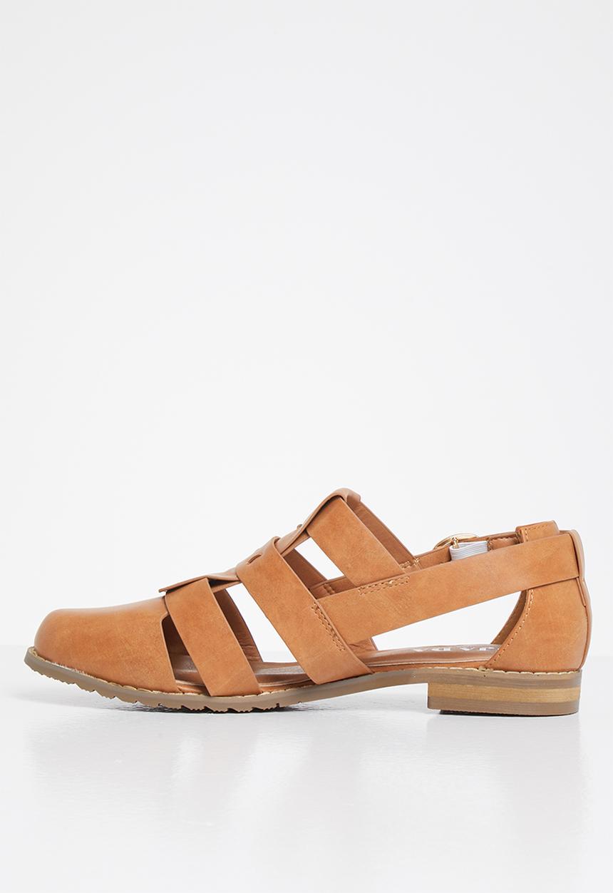 Jada - Fisherman pump - tan