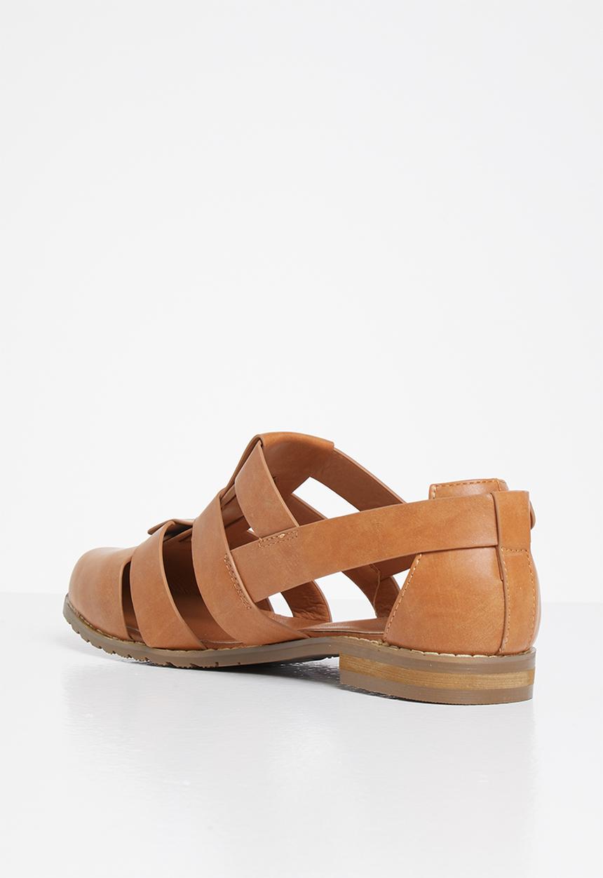 Jada - Fisherman pump - tan