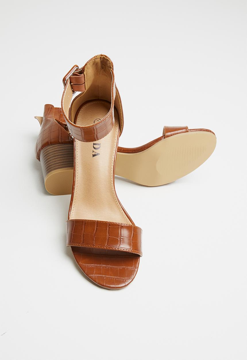 Jada - Ankle strap block heel - brown