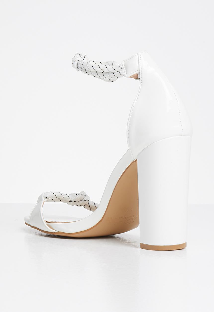 Miss Black - Levels heel - white