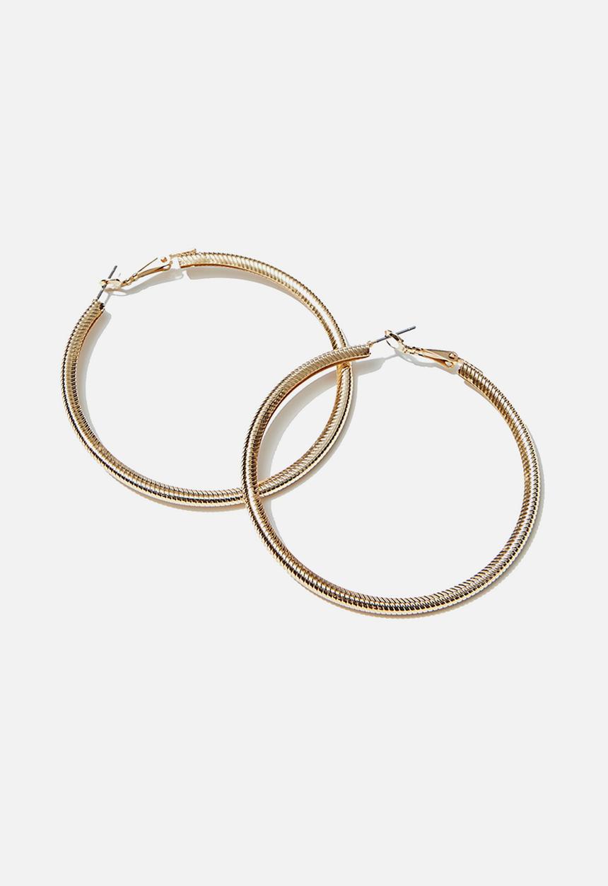 Rubi - Luxe layers large textured hoop - gold