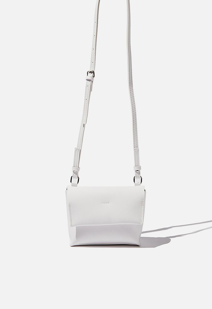 Rubi - Whit cross body bag - white