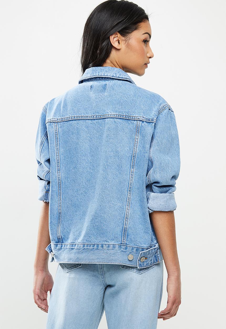 Missguided - Petite oversized denim jacket - blue