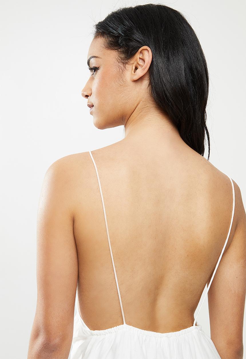 Missguided - Petite cami v neck trapeze mini dress - white