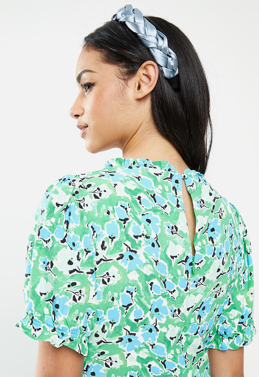 Glamorous - Petite abstract floral puff sleeve midi dress - green