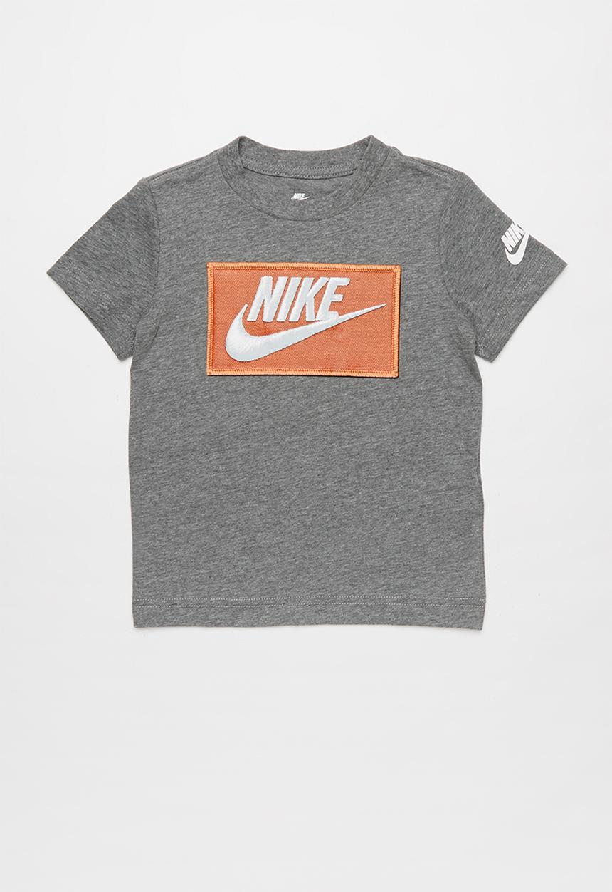 Nike - Faux futura patch short sleeve tee - grey