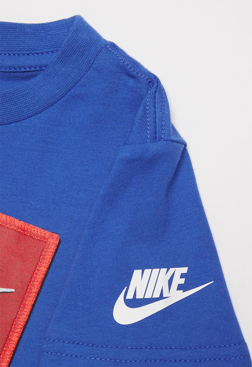 Nike - Faux futura patch short sleeve tee - blue 