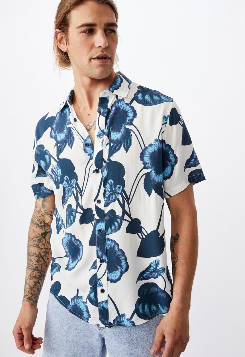 Cotton On - Short sleeve resort shirt - blue & white 