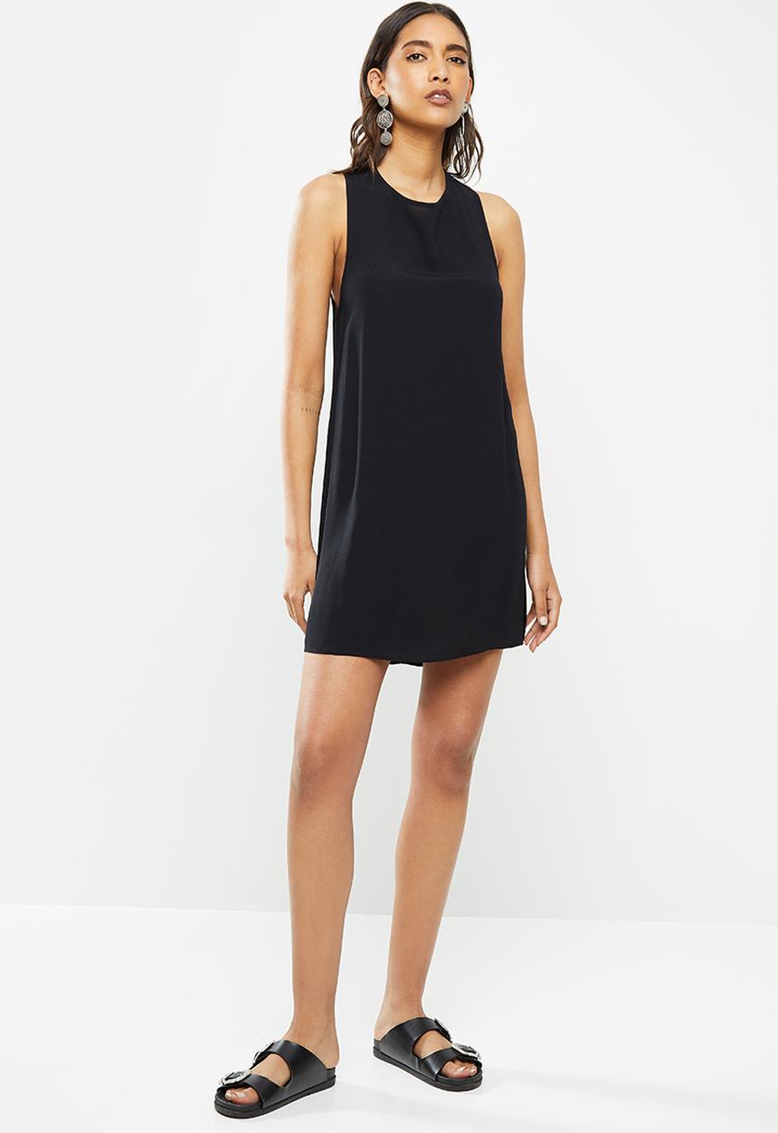Glamorous - Tie back sleeveless shift dress - black