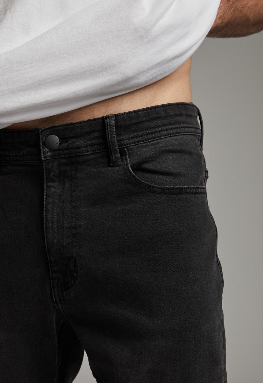 Cotton On - Raw crop jean - raven black