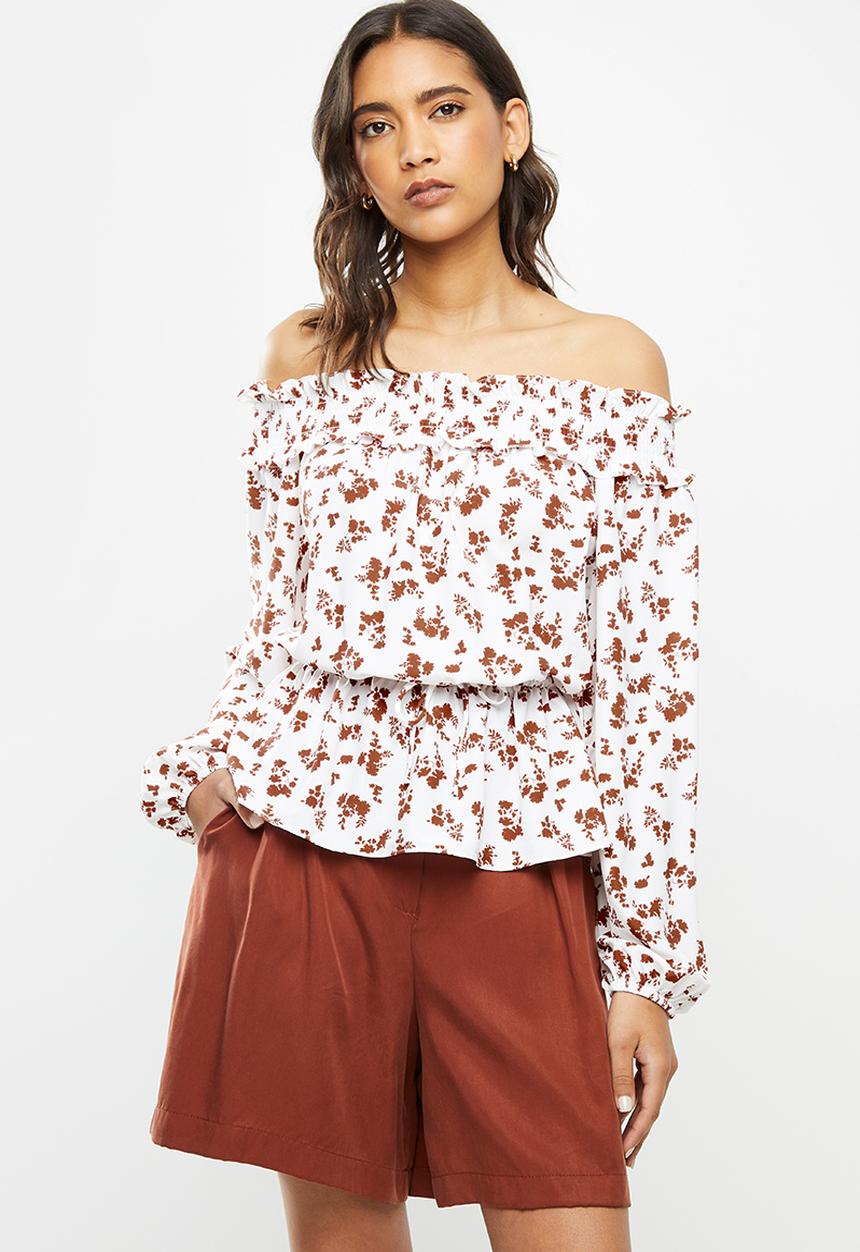 Glamorous - Bardot sleeve blouse- white floral