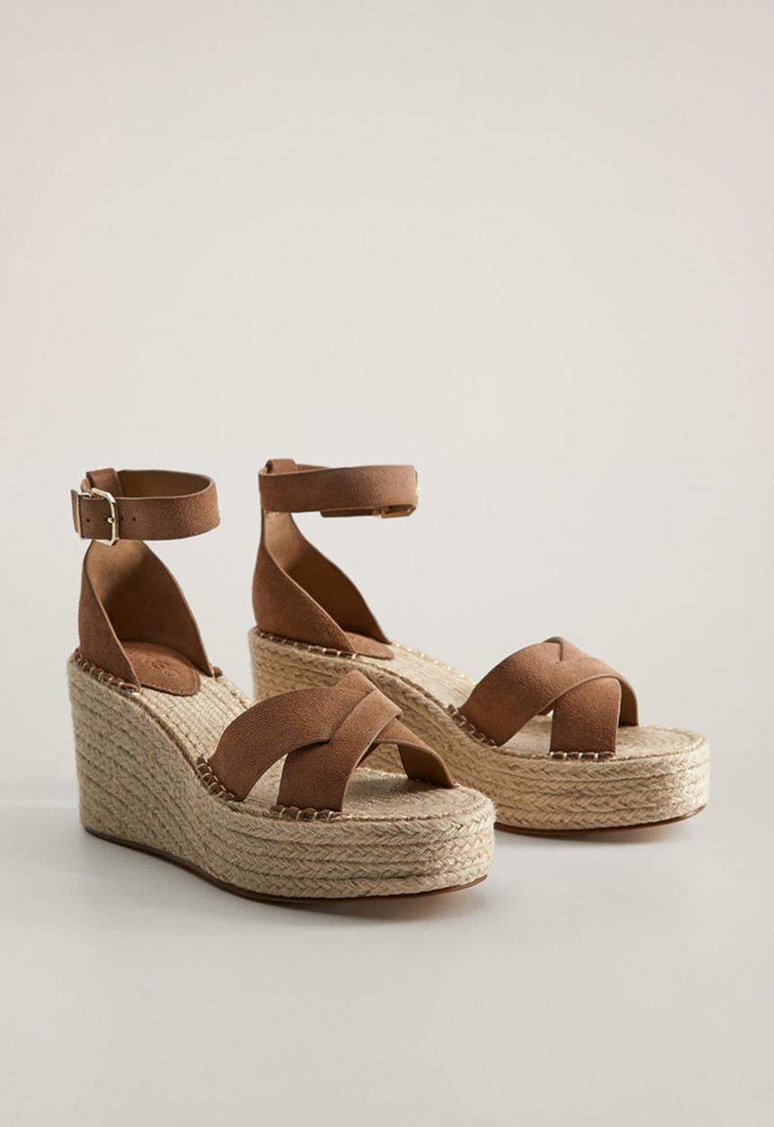 MANGO - Cross leather wedge - light pastel brown