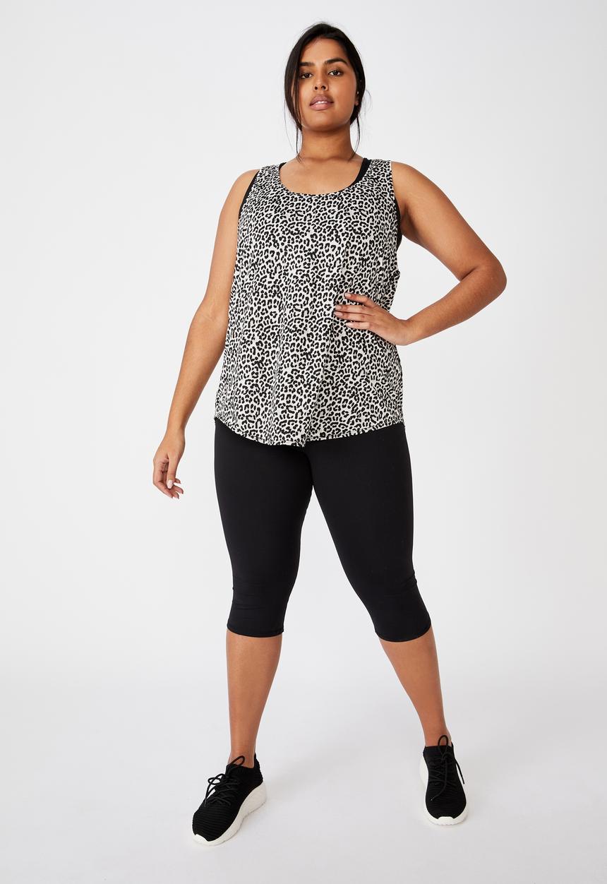 Cotton On - Curve training tank top - winter animal