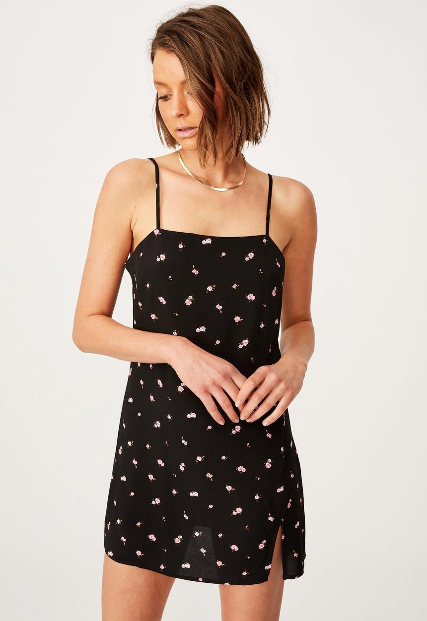 Cotton On - Woven kye strappy mini dress - valerie rose black